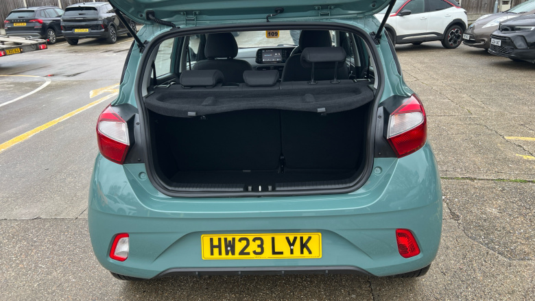 Hyundai i10 1.0 MPi SE Connect 5dr Petrol Hatchback